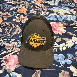 LAKERS New Era Fitted Grey 39THIRTY Cap Size L/XL